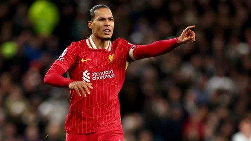 alt="Van Dijk: ‘No Deadline’ on Decision Over Liverpool Future"