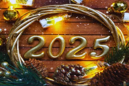 alt="UAE Residents Share New Year Resolutions and 2025 Wishes"