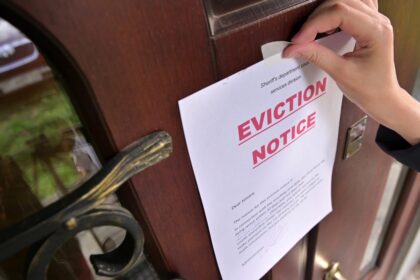 alt="Dubai Tenant Seeks Legal Action Against Unlawful Eviction Threat"