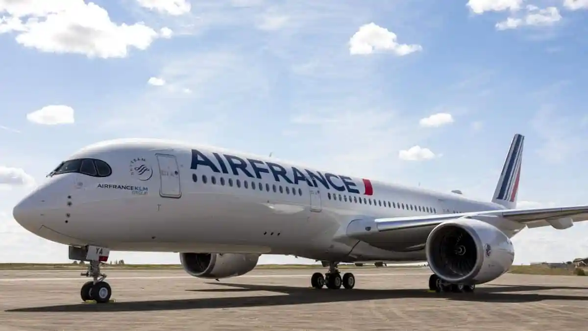 alt="Direct flights from Paris to Manila are back after 20 years, thanks to Air France's Airbus A350"