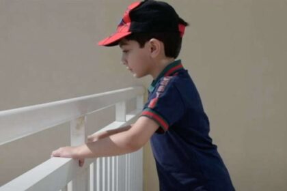 alt="Abu Dhabi Police have initiated a campaign aimed at preventing children from falling from windows and balconies"