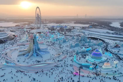 alt="Harbin Ice and Snow World Festival Dazzles Visitors in 26th Edition"