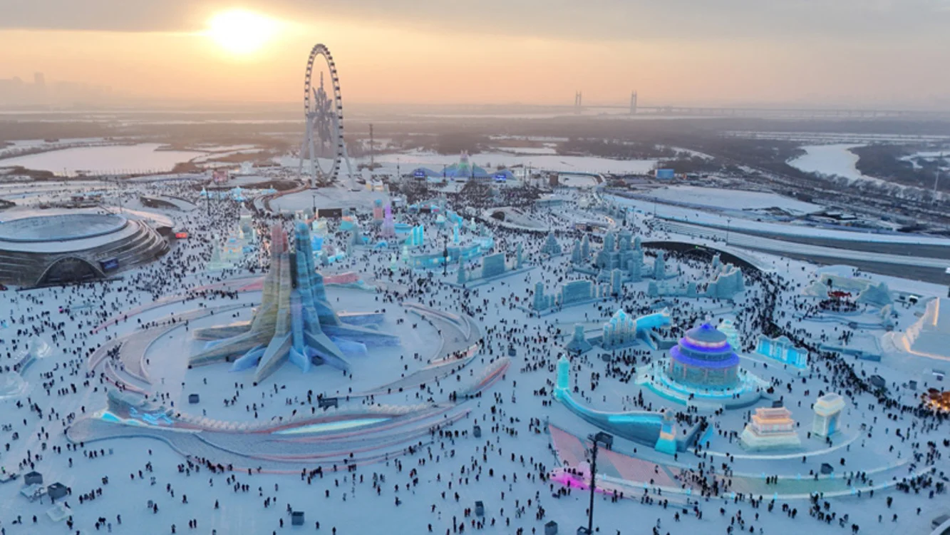 alt="Harbin Ice and Snow World Festival Dazzles Visitors in 26th Edition"