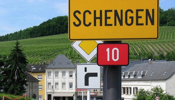 alt="Romania, Bulgaria Join Borderless Schengen Zone, Expanding to 29 Members"