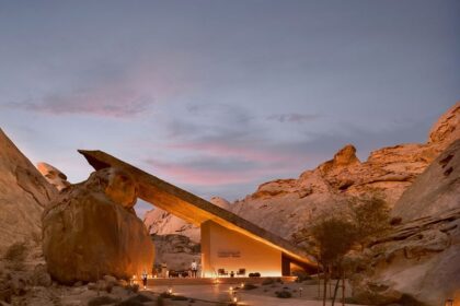 alt="Saudi Arabia Opens Bookings for Stunning 'Desert Rock' Mountain Hotel"