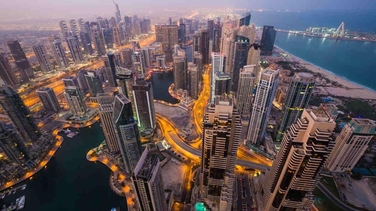 alt="Dubai Announces Official Holiday for Government Departments on January 1"