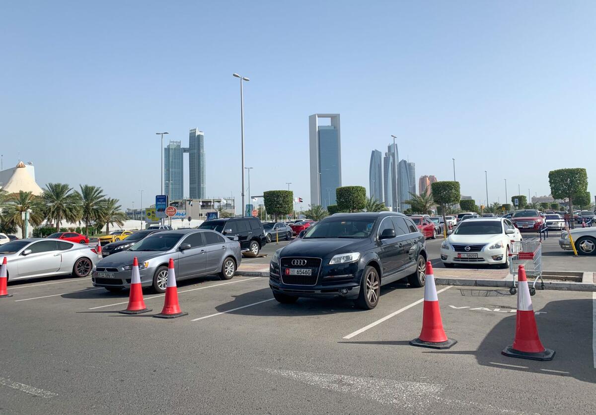 alt="Where to Find Free Parking in UAE on New Year's Day"