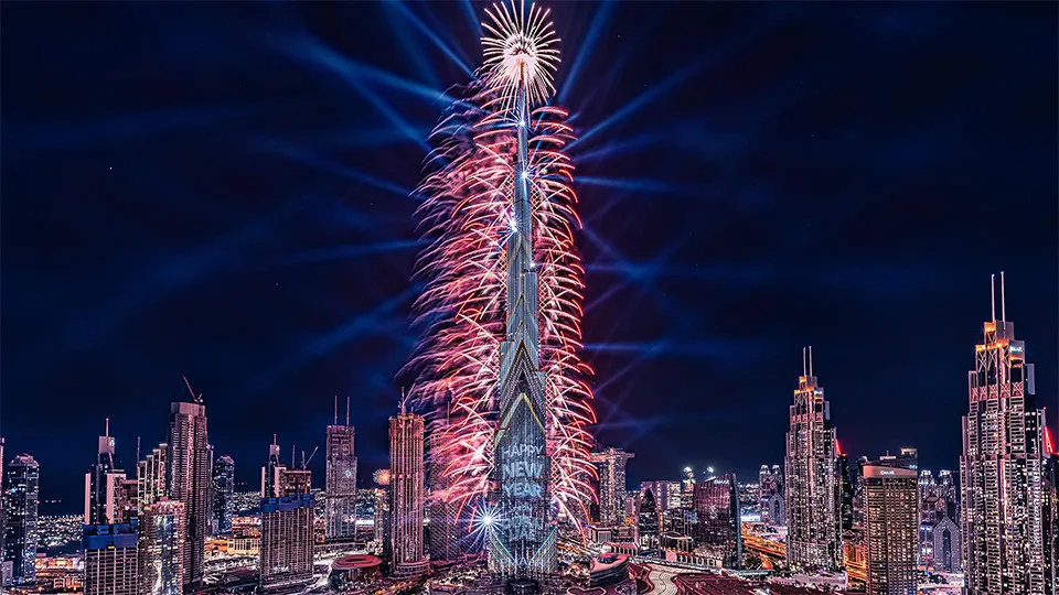 alt="The Best Viewing Spots for the Burj Khalifa New Year's Eve 2025 Fireworks in Dubai"