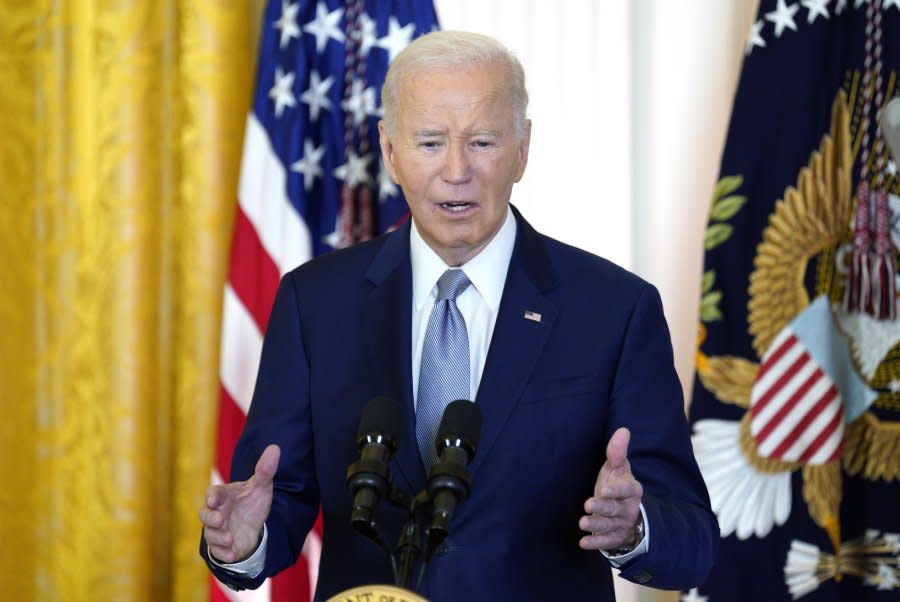 alt="Biden Grants Clemency to Nearly 1,500 People, Marking Record for a Single Day"