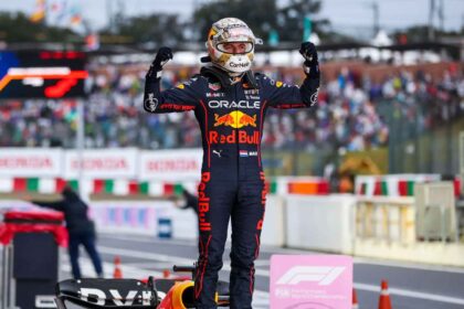 alt="Why Max Verstappen Dominates the Track"