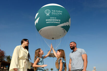 alt="Join Santa on The Dubai Balloon at Atlantis for a truly magical holiday experience"