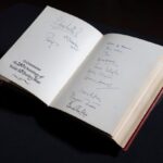 alt="British PM Visitors’ Books Reveal Historic Autographs"