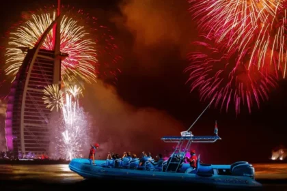 alt="Free Fireworks in Dubai & UAE: Top Spots for NYE 2025 Celebrations"