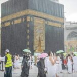 alt="Heavy rain and flooding have caused significant disruptions in Mecca and Medina, Saudi Arabia"