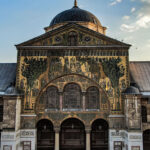 alt="Stampede at Damascus Mosque During Free Meal Distribution"