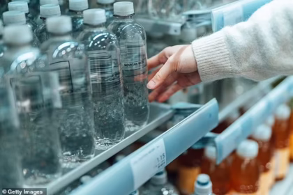 alt="Ajman Unveils 'Water from Air' Project to Provide Sustainable Drinking Water"