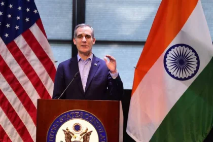 alt="Eric Garcetti Bids Heartfelt Farewell to India: ‘You’re Unforgettable"