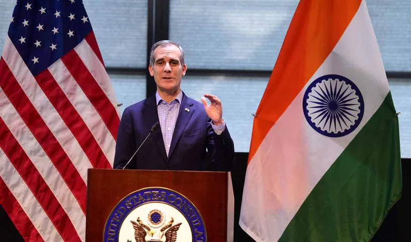 alt="Eric Garcetti Bids Heartfelt Farewell to India: ‘You’re Unforgettable"