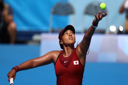 alt="Naomi Osaka Triumphs at Australian Open Amidst LA Fires 'Three Blocks from Home"