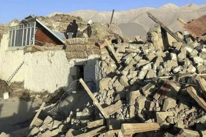 alt="A devastating earthquake in Tibet has resulted in the deaths of 95 people"