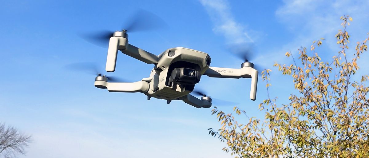 alt="Top 5 Drones to Elevate Your Photography in UAE, 2025"