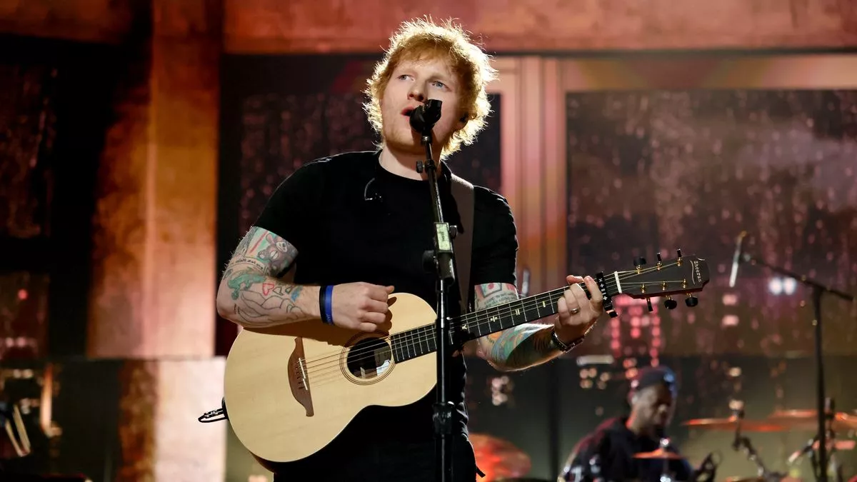 alt="Ed Sheeran’s Street Gig in Bengaluru Cut Short by Police"