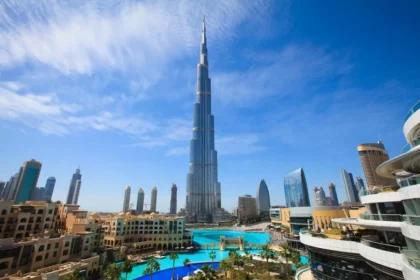 alt="International Teams Launch DUBAI GAMES 2025 with Burj Khalifa Tower Race"