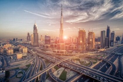 alt="Invest UAE: Experts Reveal Emerging Industries & Business Development Strategies"