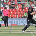 alt="Young, Latham Fire New Zealand to 320 in Champions Trophy Opener Against Pakistan"