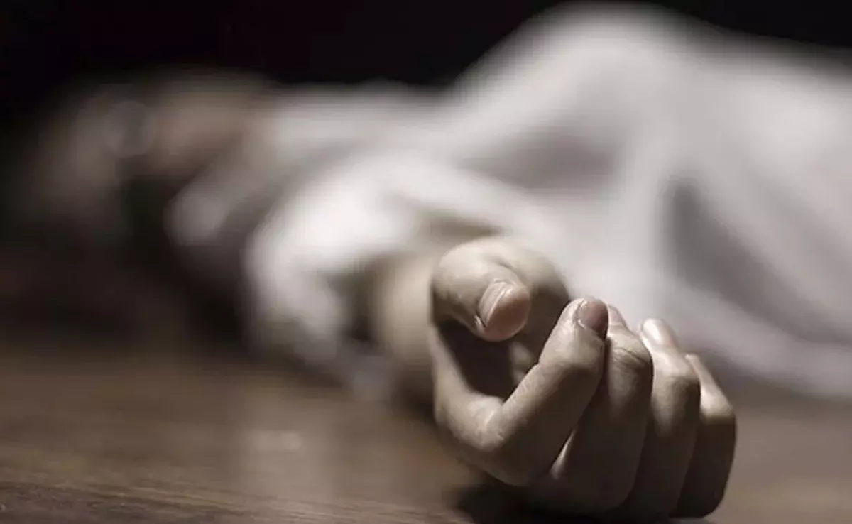 alt="https://thearabiannews.com/three-women-found-dead-with-wrists-slit-in-kolkata-home/"