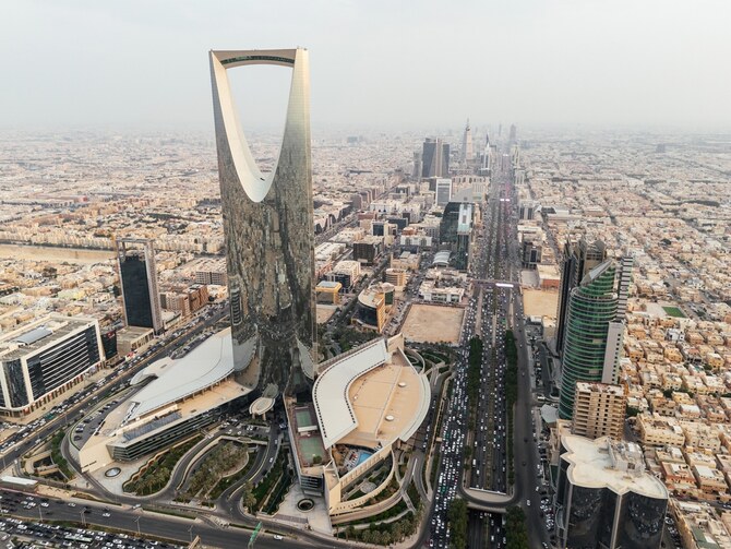 alt="Saudi Arabia’s Labour Market Reforms Yield Positive Results"