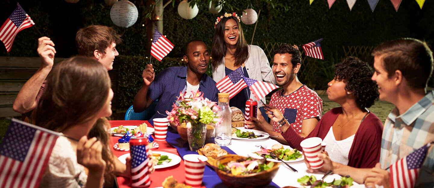 alt="US Expats in Dubai Kick Off Early July 4 Celebrations"