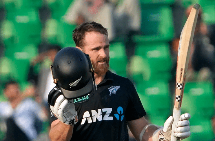 alt="Williamson’s Century Propels New Zealand to Final Despite Breetzke’s Heroics"