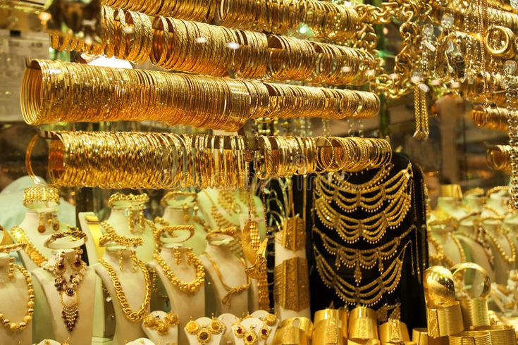 alt="https://thearabiannews.com/oman-woman-arrested-for-stealing-employers-gold-jewellery/"