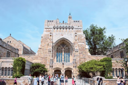 alt="Yale Expands Undergraduate Class Size by 100 Students Starting This Fall"