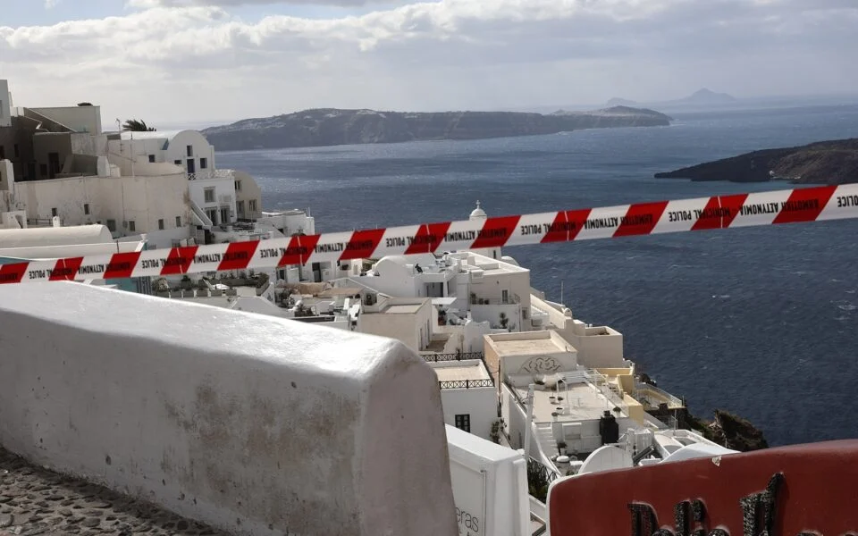 alt="Santorini Shaken by Strongest Earthquake Yet, Tremors Felt in Athens"