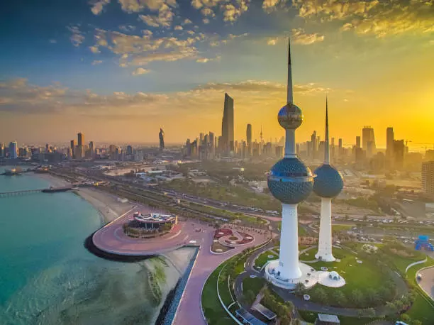 alt="Kuwait Bans Commercial Advertisements in Mosques to Maintain Sanctity"