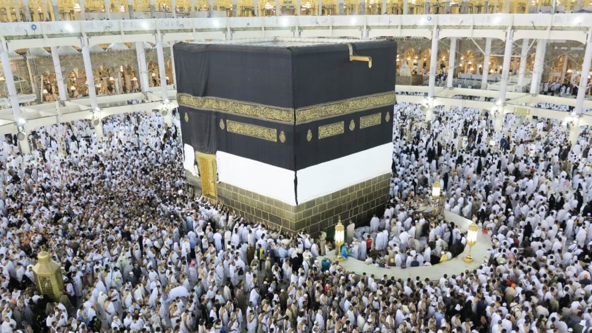 alt="Saudi Arabia Boosts Hajj 2025 Preparations with Large-Scale Infrastructure Upgrades"