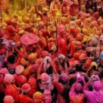 alt="India Bathed in Colors as Holi 2025 Celebrations Flood Streets!"