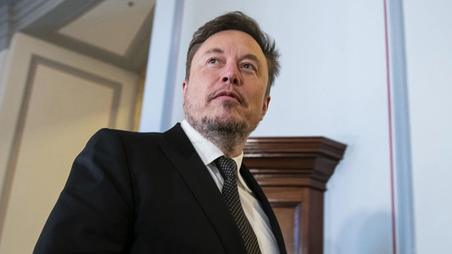 alt="Danish Pension Fund Exits Tesla Over Labor Rights, Musk Behavior"