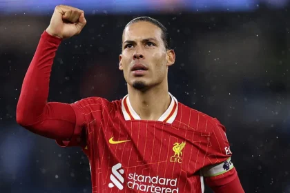 alt="Liverpool Need to Steel Themselves for Battle in PSG Return Leg, Warns Van Dijk"