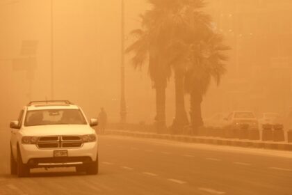 alt="Dust Storm Blows Central Iraq, Visibility Severely Impacted in Babil"