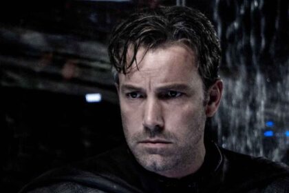 alt="Ben Affleck Criticizes Batsuits as 'Horrendous' and Physically Demanding"