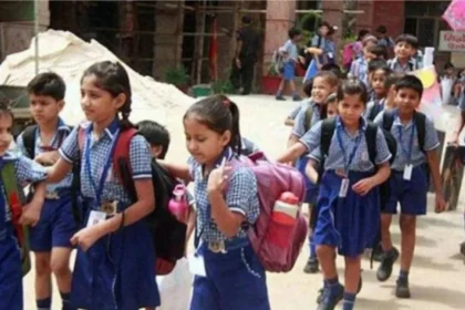 alt="Delhi Cracks Down: Private Schools to Face Action on Unfair Fee Hikes"