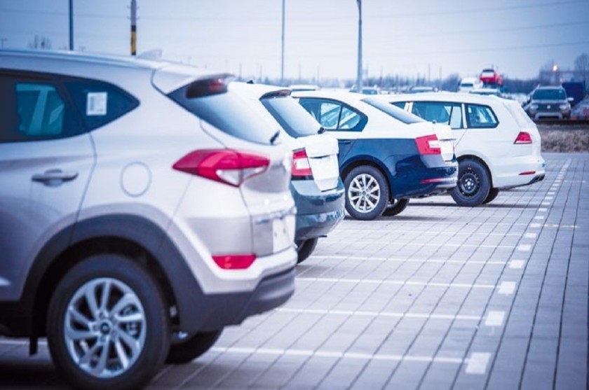 alt="Oman Tightens Car Import Rules: Clearance Certificate No Longer Valid"