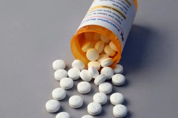 alt="Diabetes Drug Metformin Emerges as Surprise Weapon Against Knee Arthritis – Especially for Obese Patients"