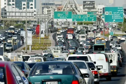 alt="Expect Delays: Huge Traffic Congestion Following Dubai Road Accident"
