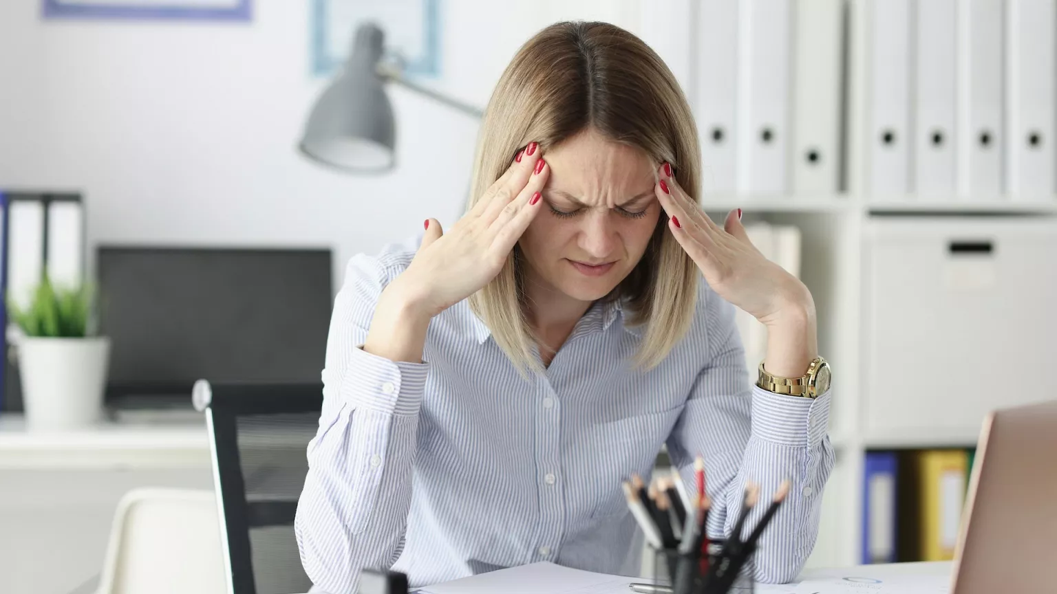 alt="Half of Indian Workforce Eyes Exit Amid Daily Stress Crisis"
