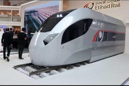 alt="Etihad Rail to Revolutionize UAE Dune Journey"