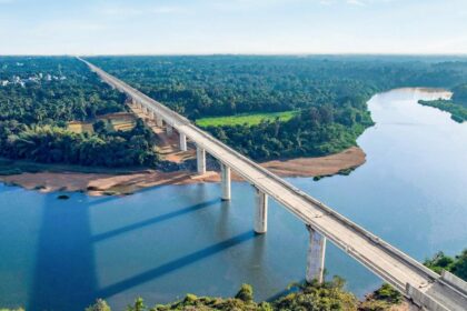 alt="Mumbai-Ahmedabad Bullet Train Completes 300km Viaduct Milestone in Style"